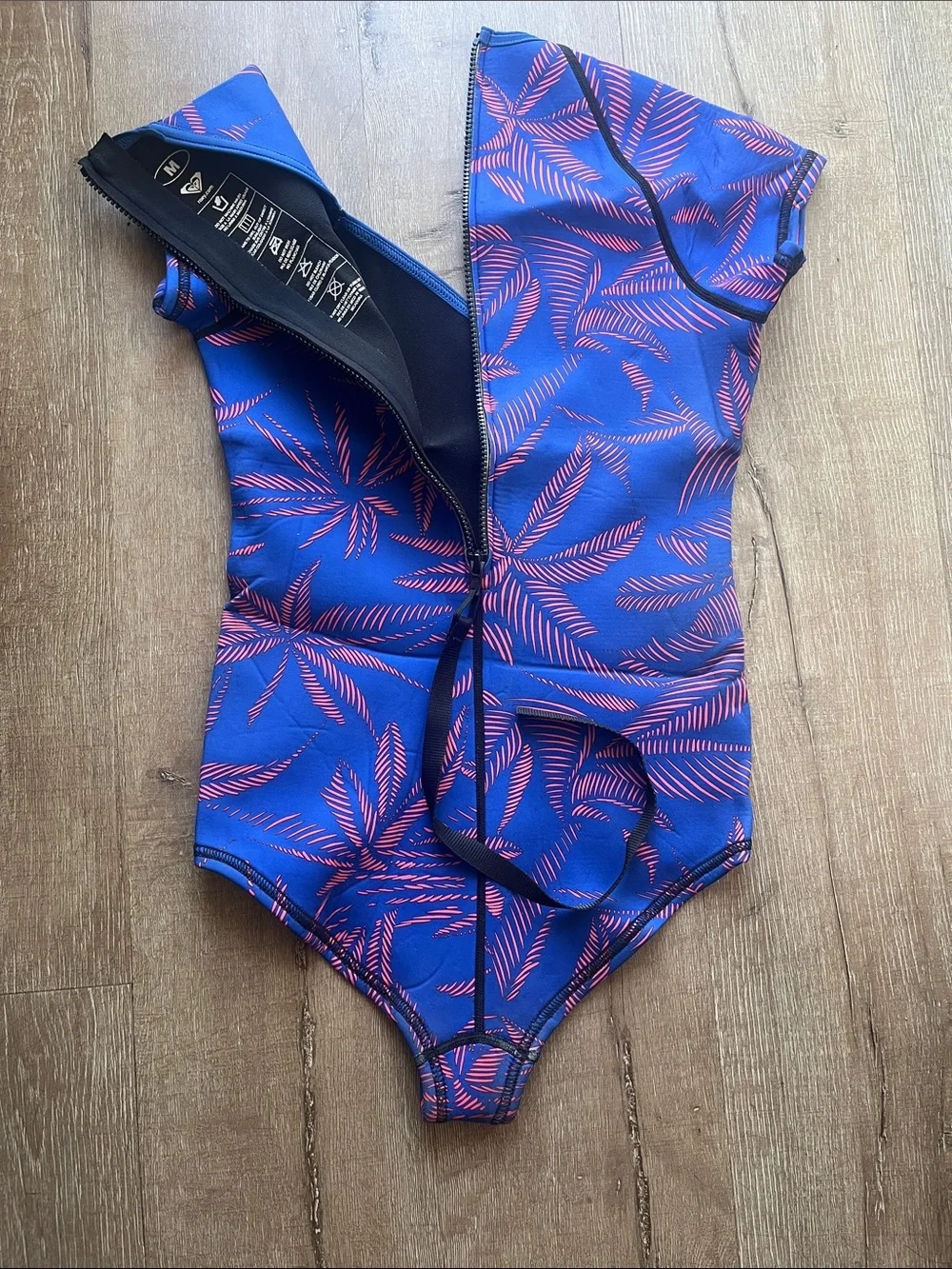 Roxy Blue palm leaves short sleeve springsuit - Picture 5 of 5